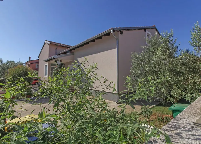 Toni In - Istrien 3* Pula