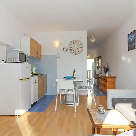 Toni In - Istrien Pensionat Pula